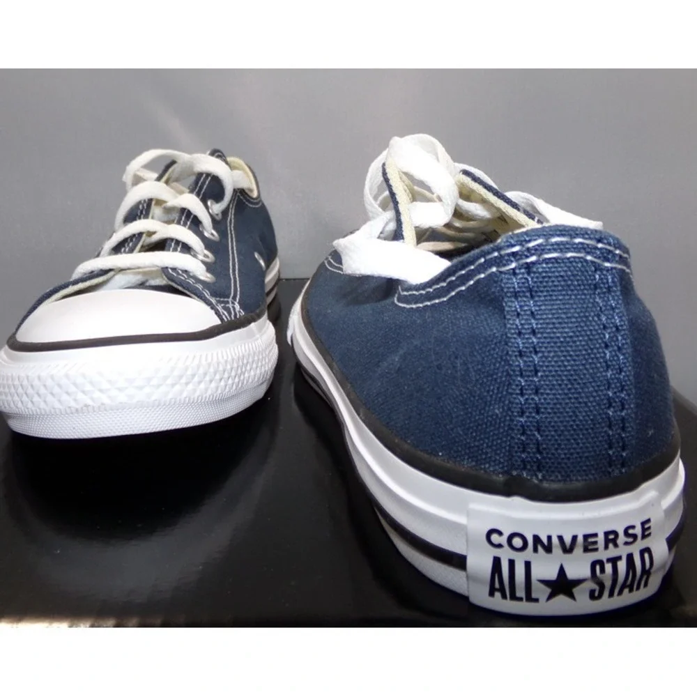 Converse Chuck Taylor‎ All Star Low Top Sneakers Blue Size 3.5